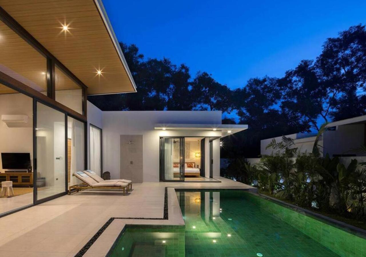 Aurora, Bangrak Villa